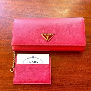 Prada Saffiano wallet